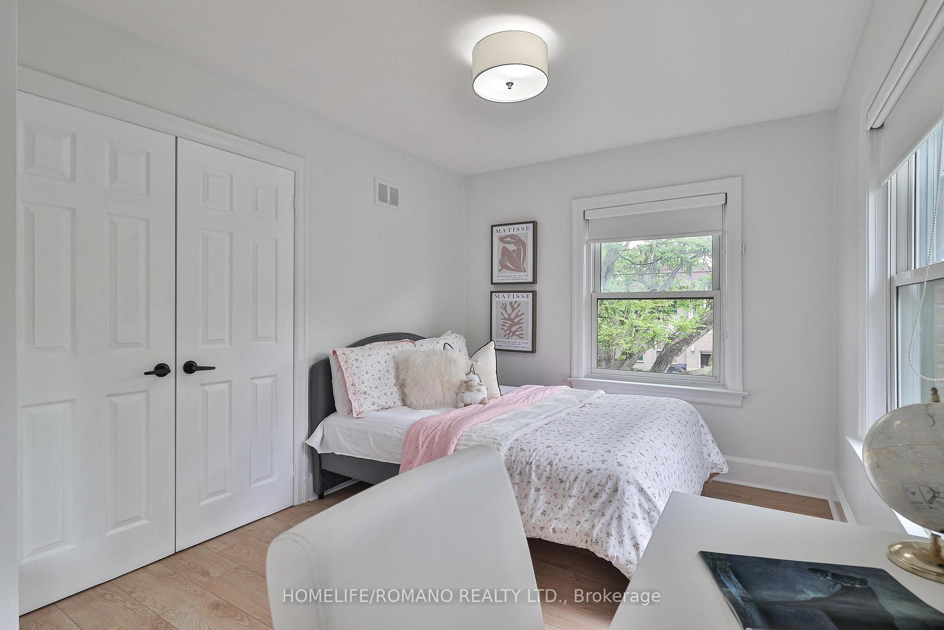 Photo 39 of 542 Deloraine Avenue, Toronto, Bedford Park-Nortown — HOMEH