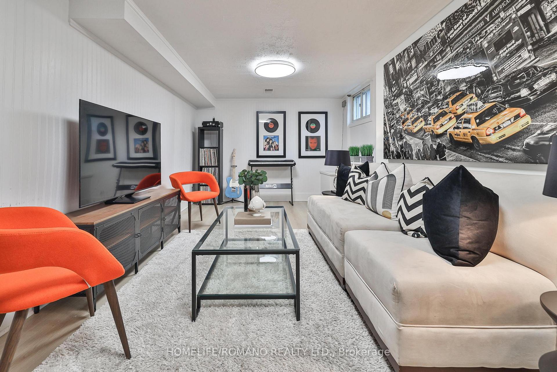 Photo 42 of 542 Deloraine Avenue, Toronto, Bedford Park-Nortown — HOMEH