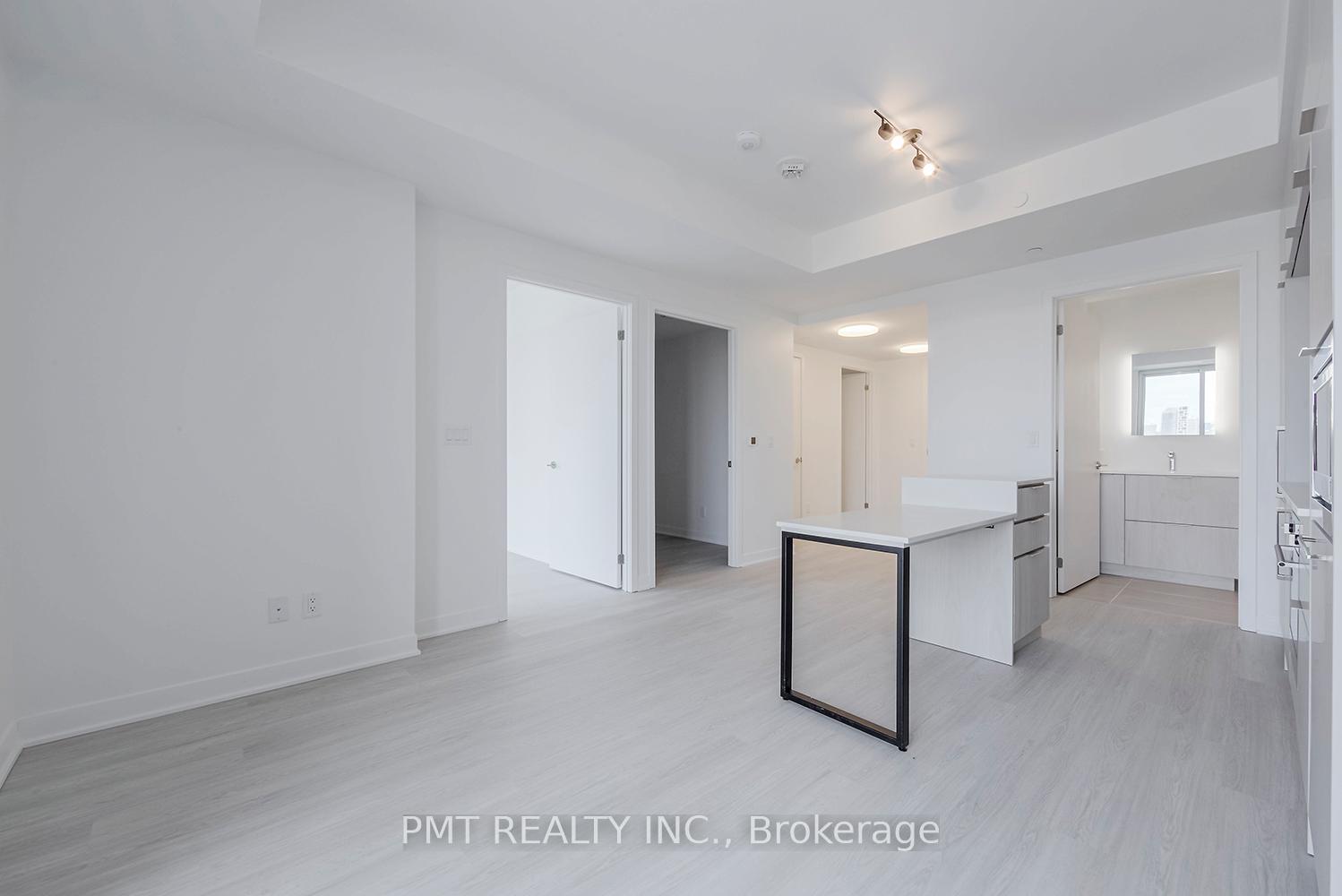Photo 18 of Unit 1004, 185 Alberta Avenue, Toronto, Oakwood Village — HOMEH
