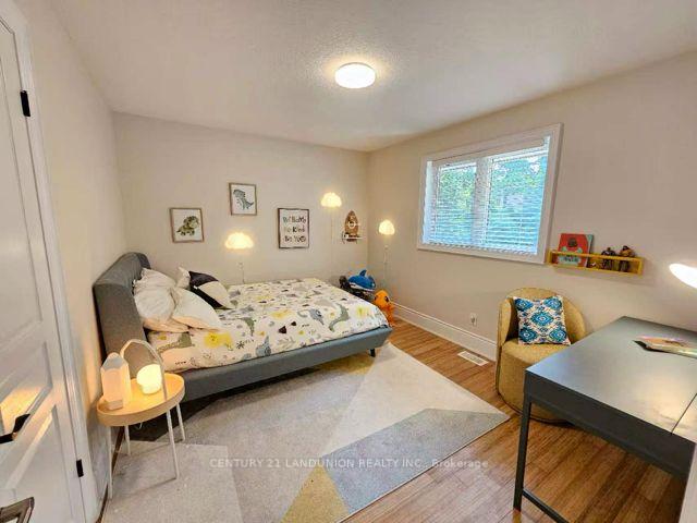 Photo 6 of 96 Irma Court, Hamilton, Ancaster — HOMEH
