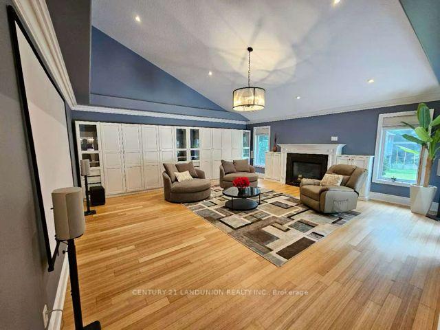 Photo 9 of 96 Irma Court, Hamilton, Ancaster — HOMEH