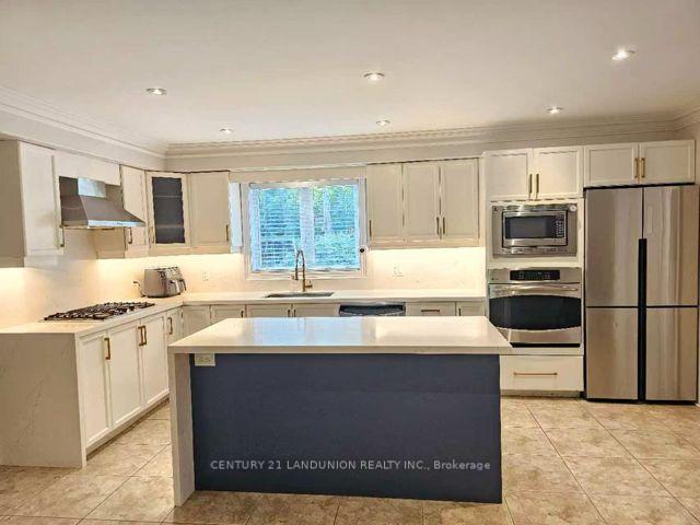 Photo 18 of 96 Irma Court, Hamilton, Ancaster — HOMEH