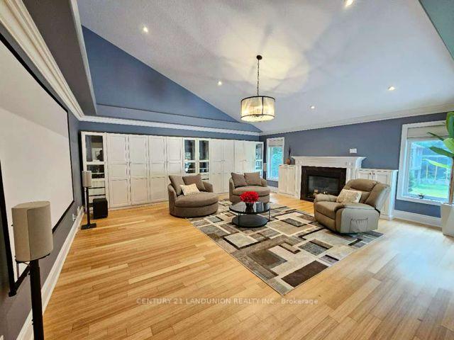 Photo 19 of 96 Irma Court, Hamilton, Ancaster — HOMEH