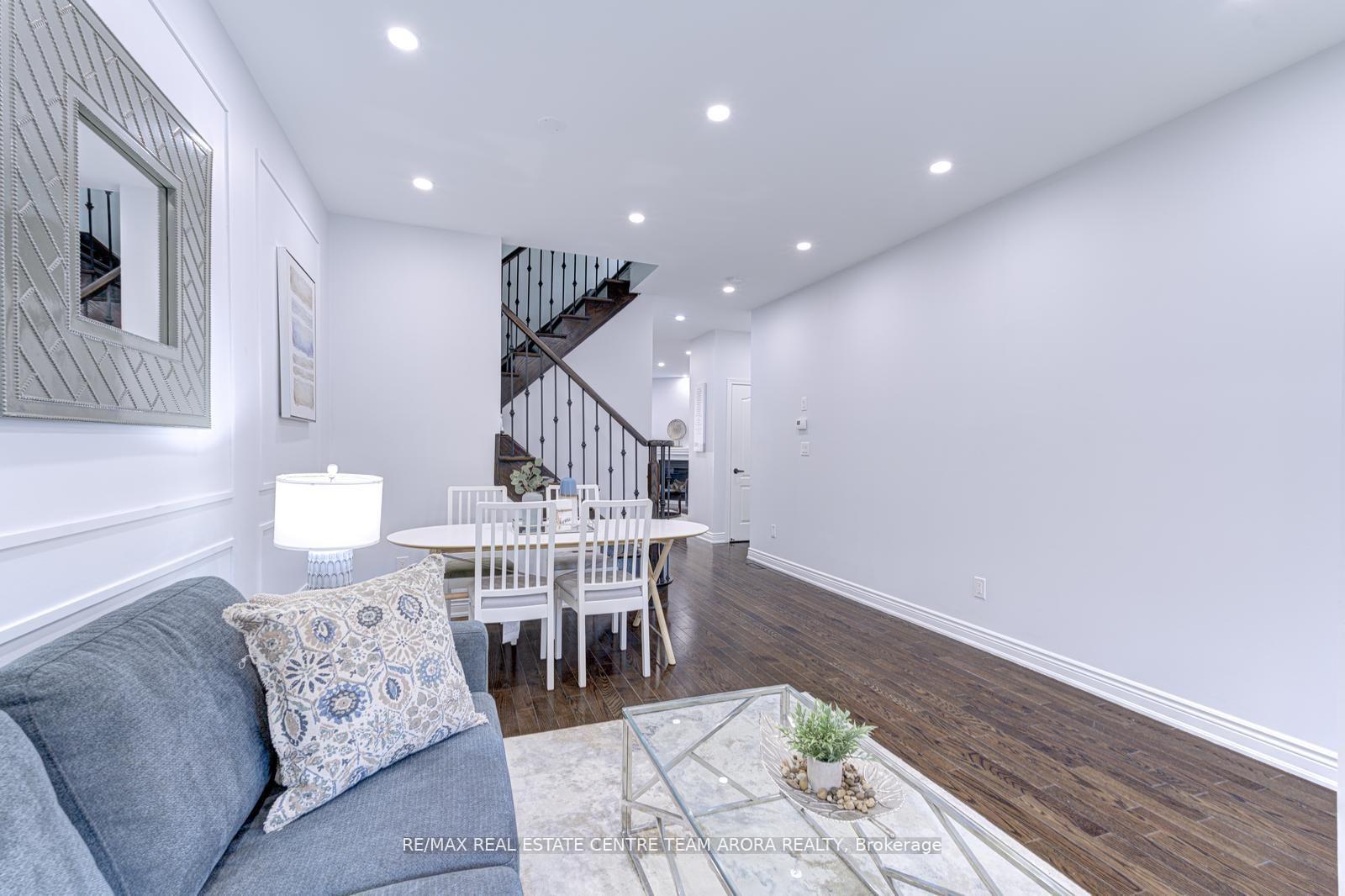Photo 25 of 57 Sky Harbour Drive, Brampton, Bram West — HOMEH