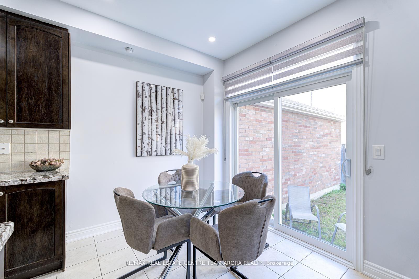 Photo 33 of 57 Sky Harbour Drive, Brampton, Bram West — HOMEH