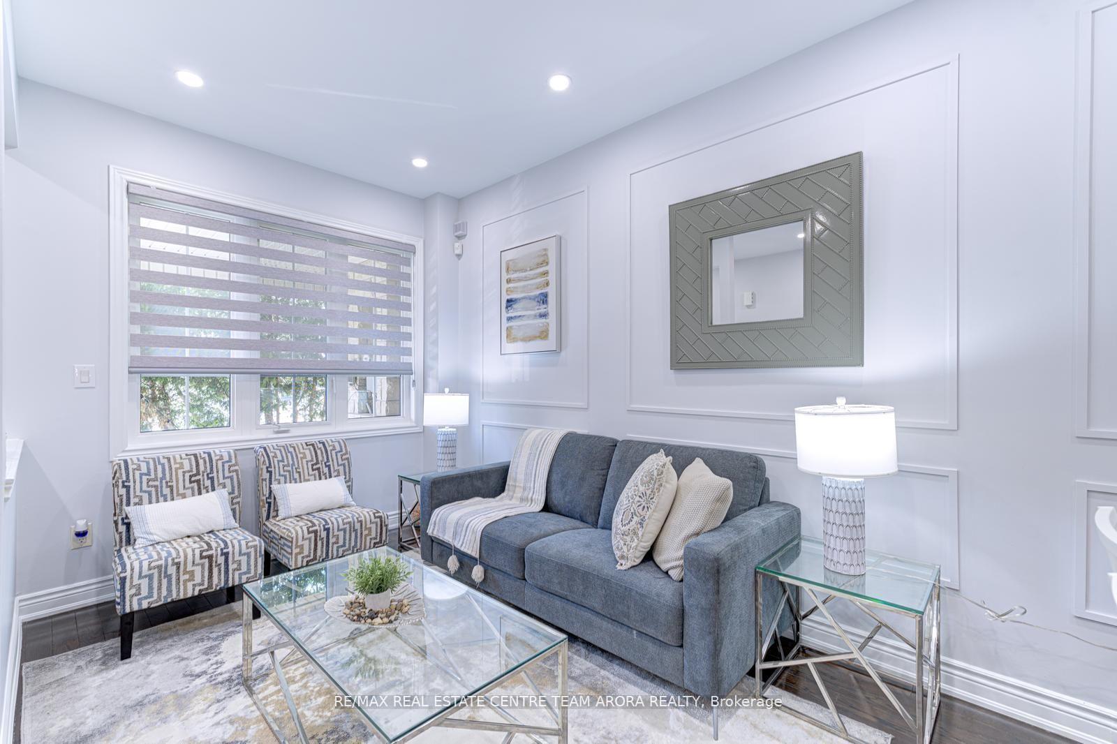 Photo 4 of 57 Sky Harbour Drive, Brampton, Bram West — HOMEH