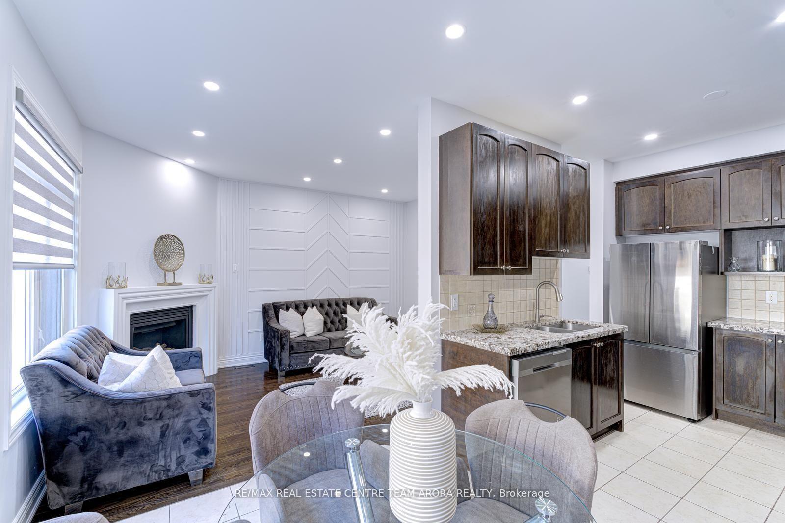 Photo 16 of 57 Sky Harbour Drive, Brampton, Bram West — HOMEH