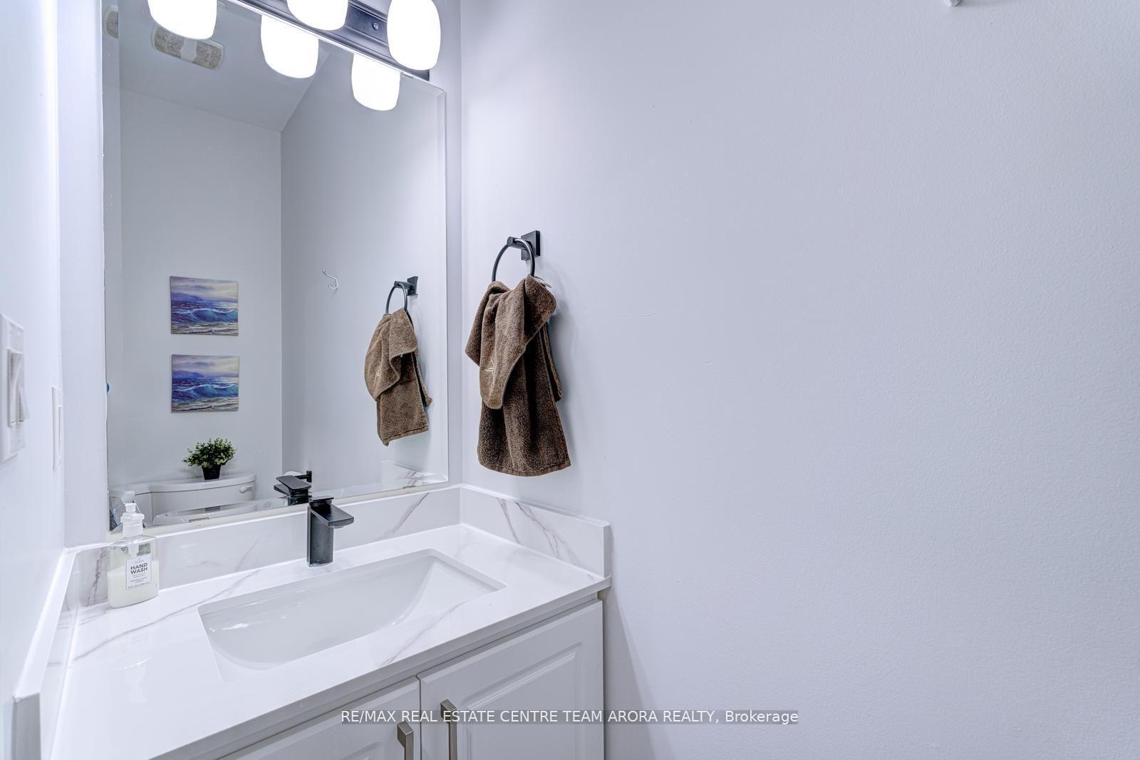 Photo 41 of 57 Sky Harbour Drive, Brampton, Bram West — HOMEH