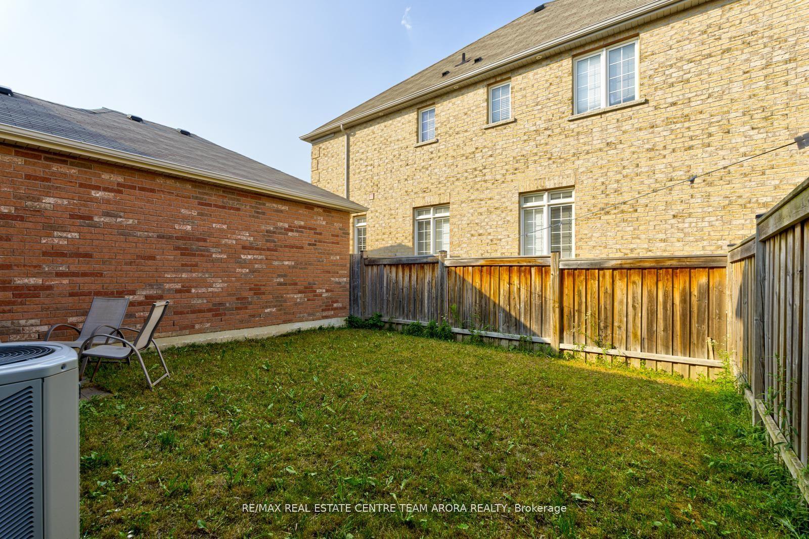 Photo 55 of 57 Sky Harbour Drive, Brampton, Bram West — HOMEH