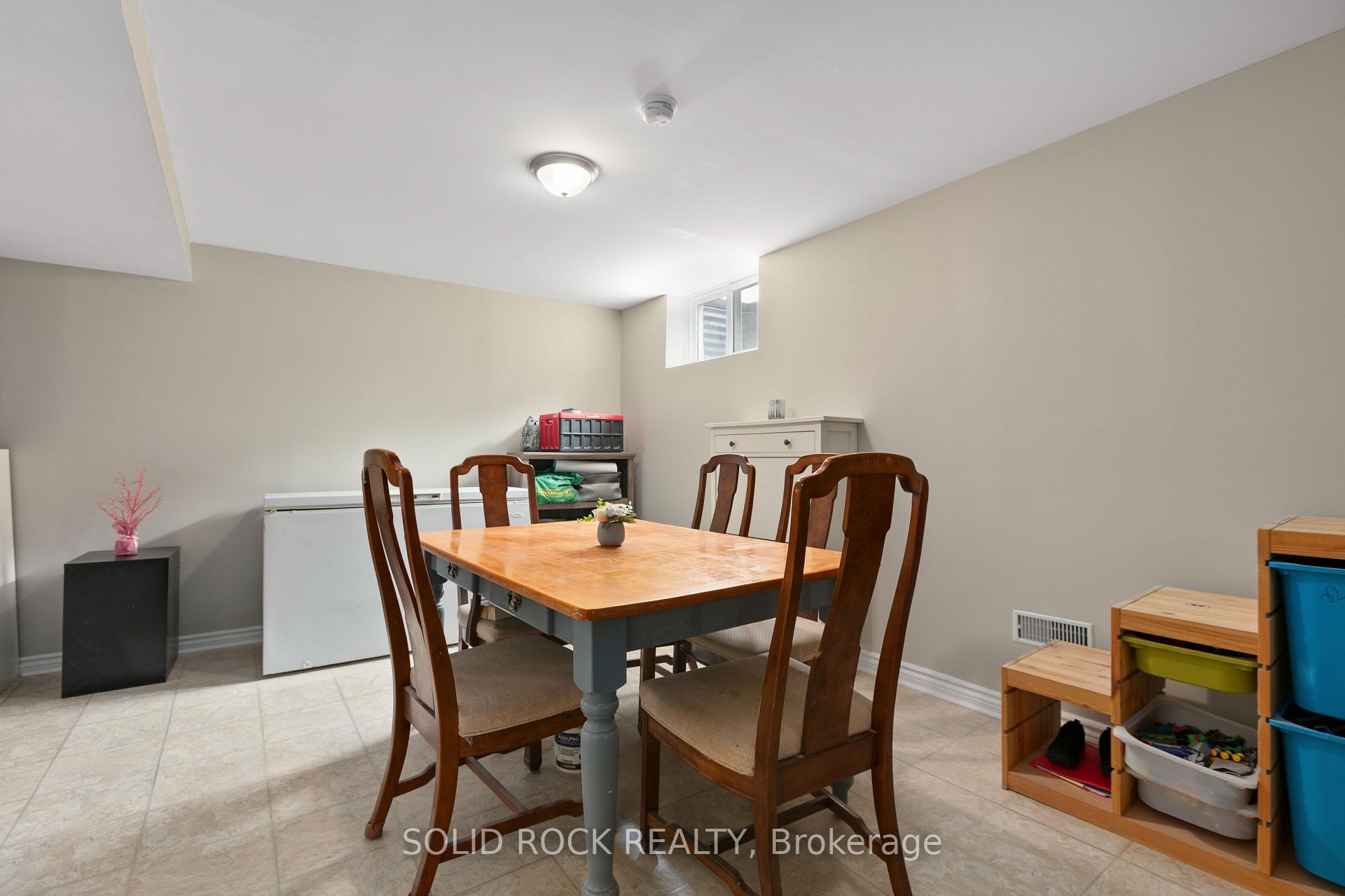 Photo 37 of 22 Grenadier Way, Ottawa, Barrhaven - Longfields — HOMEH