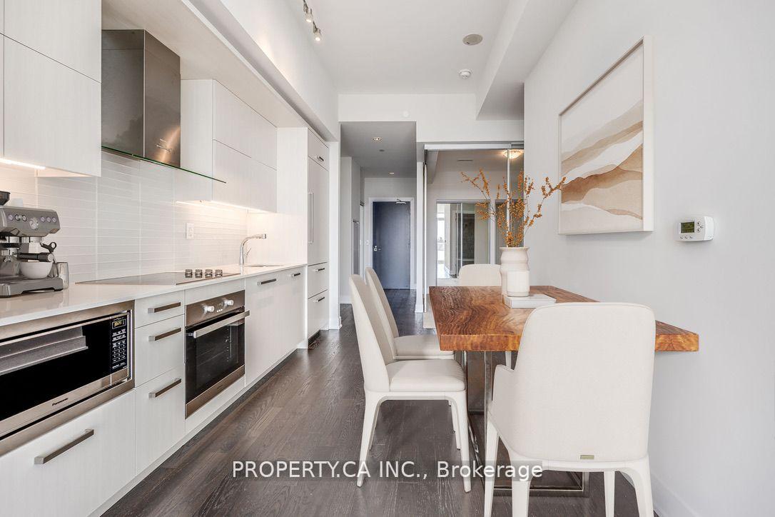 Photo 5 of Unit 1010, 3018 Yonge Street, Toronto, Lawrence Park North — HOMEH