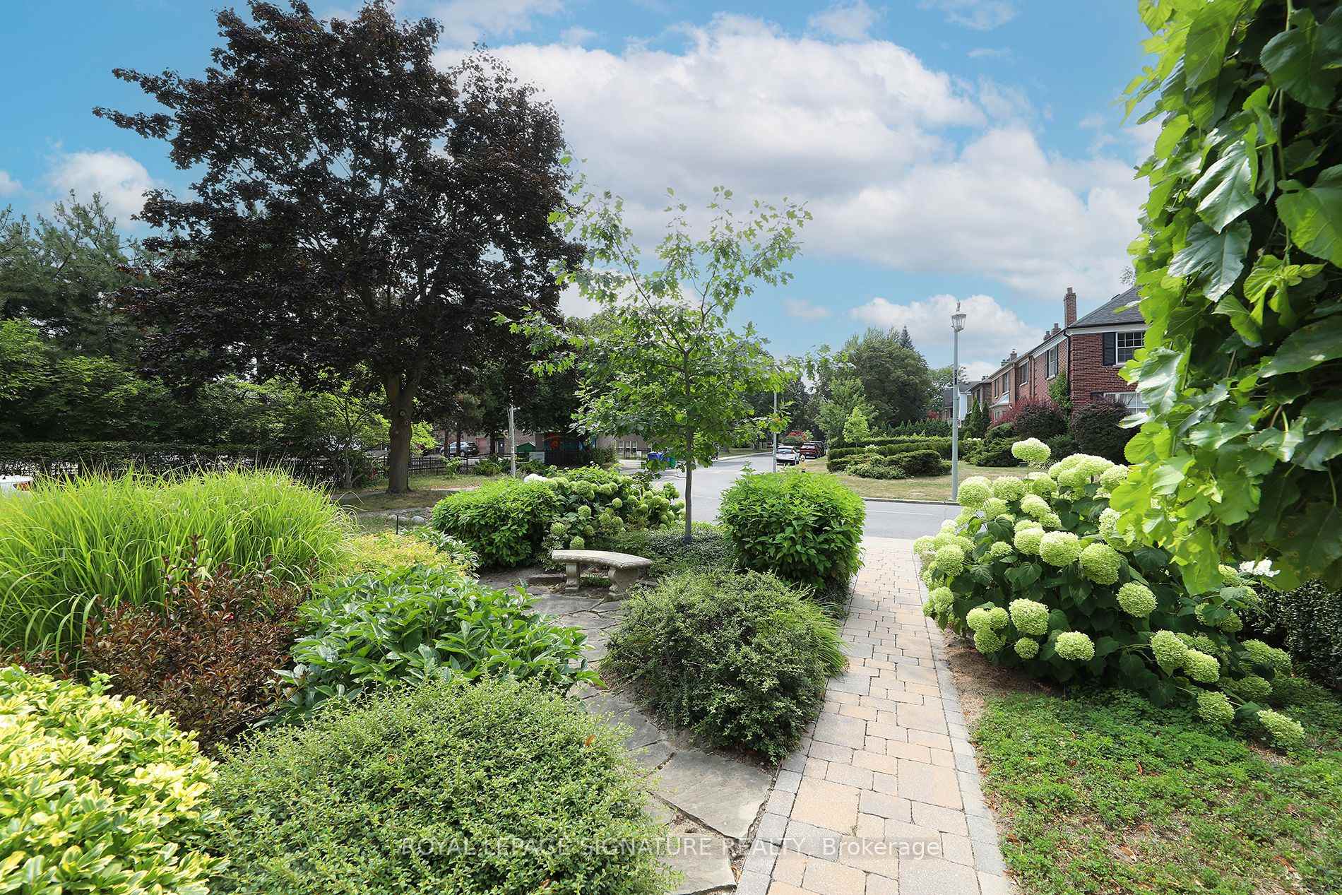 Photo 2 of 4 Aldburn Road, Toronto, Forest Hill North — HOMEH