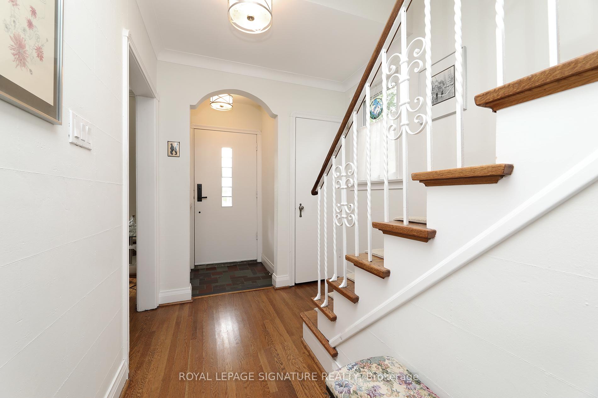 Photo 4 of 4 Aldburn Road, Toronto, Forest Hill North — HOMEH