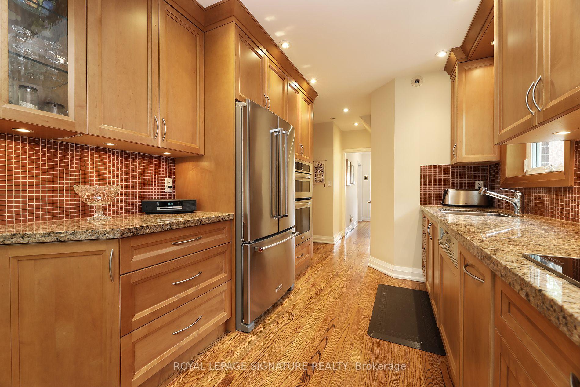 Photo 15 of 4 Aldburn Road, Toronto, Forest Hill North — HOMEH
