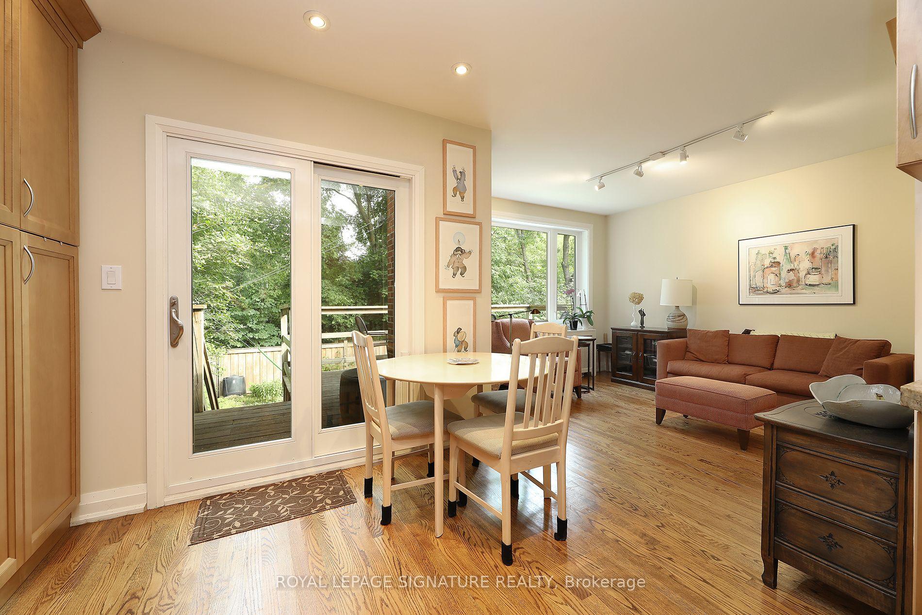 Photo 17 of 4 Aldburn Road, Toronto, Forest Hill North — HOMEH