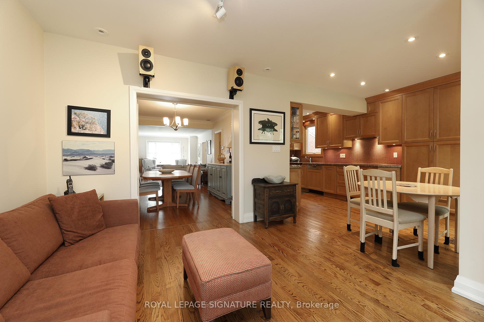 Photo 21 of 4 Aldburn Road, Toronto, Forest Hill North — HOMEH