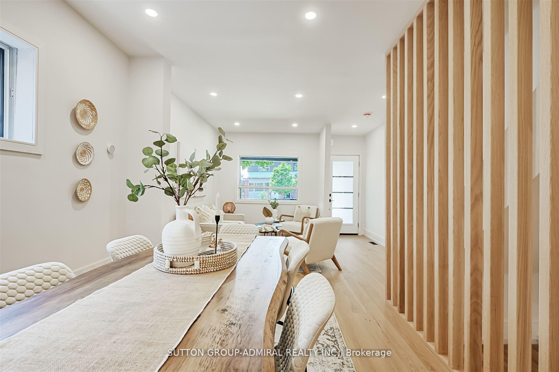Photo 17 of 325 Winona Drive, Toronto, Oakwood Village — HOMEH