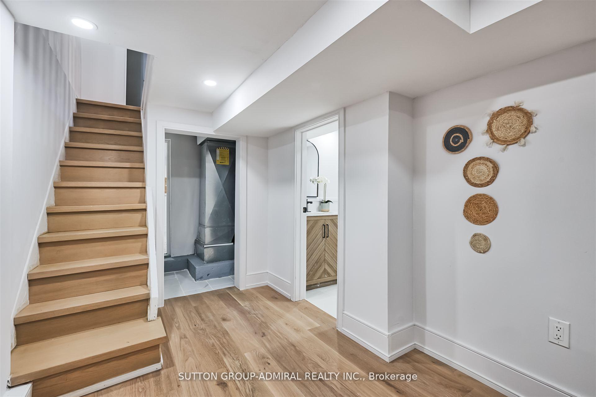 Photo 38 of 325 Winona Drive, Toronto, Oakwood Village — HOMEH