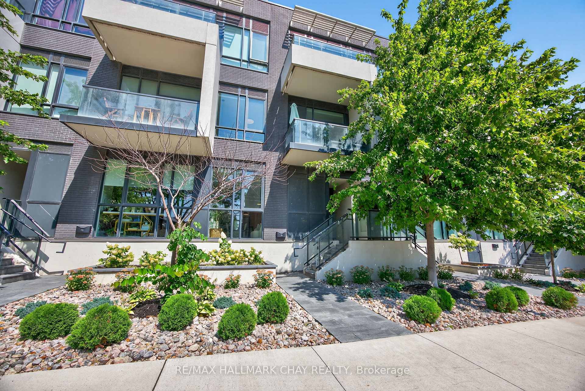 Photo 2 of Unit TH3, 70 Lanark Avenue, Toronto, Oakwood Village — HOMEH