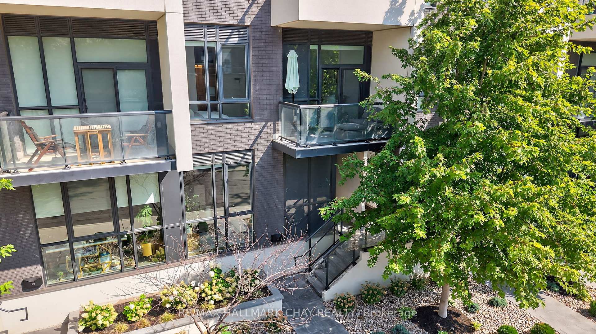 Photo 4 of Unit TH3, 70 Lanark Avenue, Toronto, Oakwood Village — HOMEH