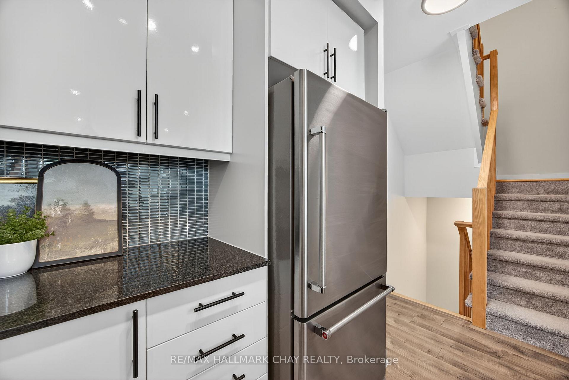 Photo 12 of Unit TH3, 70 Lanark Avenue, Toronto, Oakwood Village — HOMEH