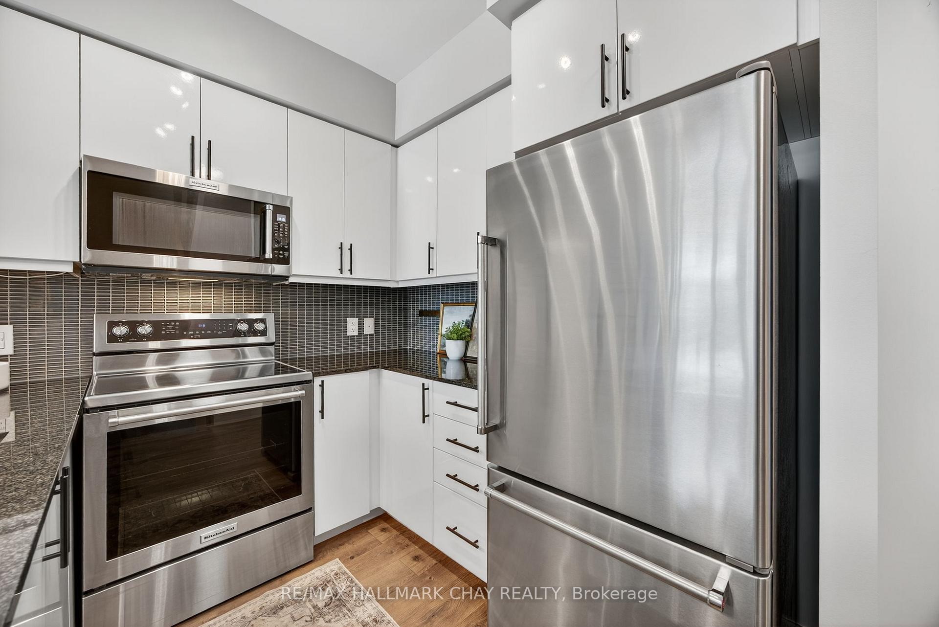 Photo 13 of Unit TH3, 70 Lanark Avenue, Toronto, Oakwood Village — HOMEH
