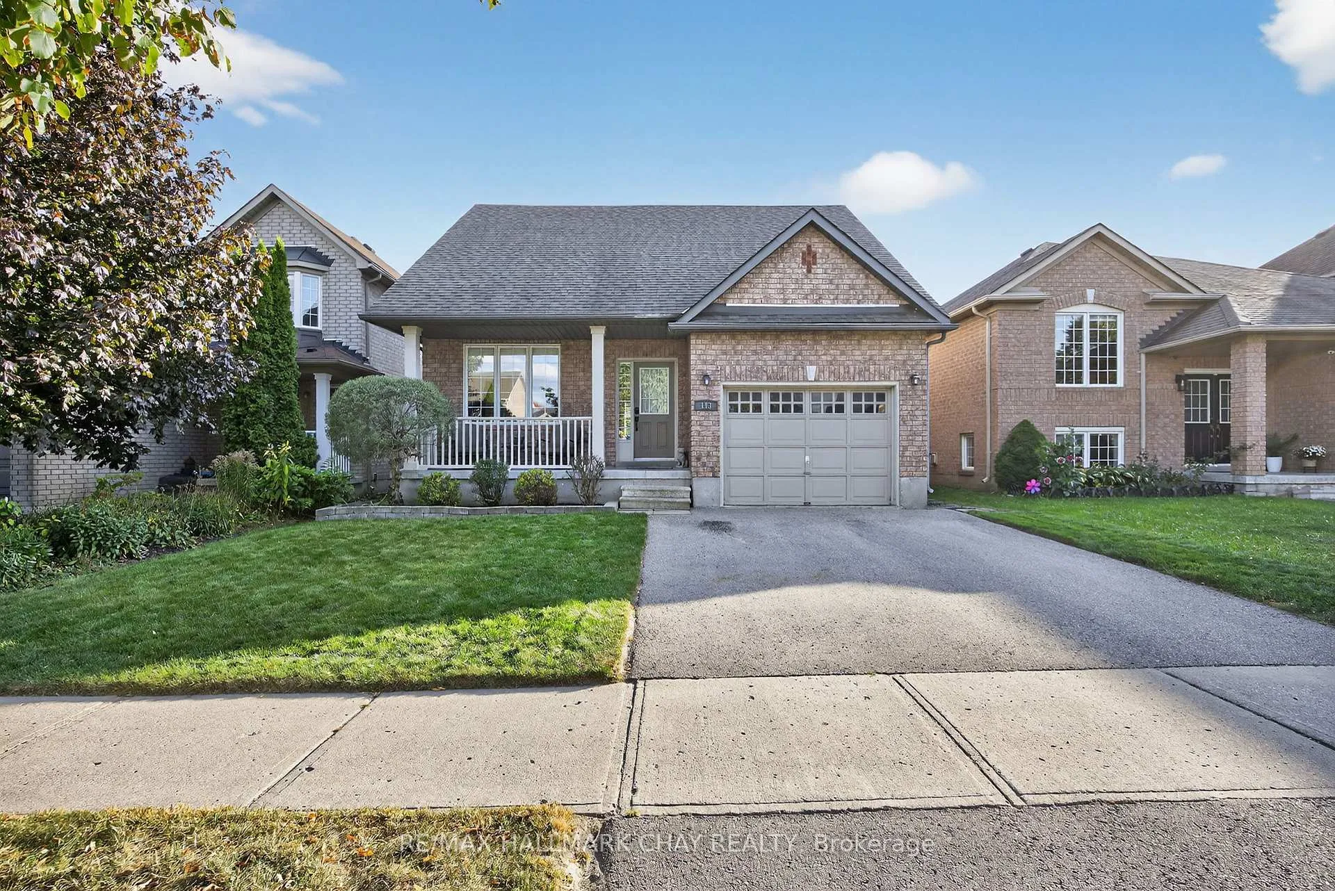 Photo 4 of 113 Tunbridge Road, Barrie, 400 East — HOMEH