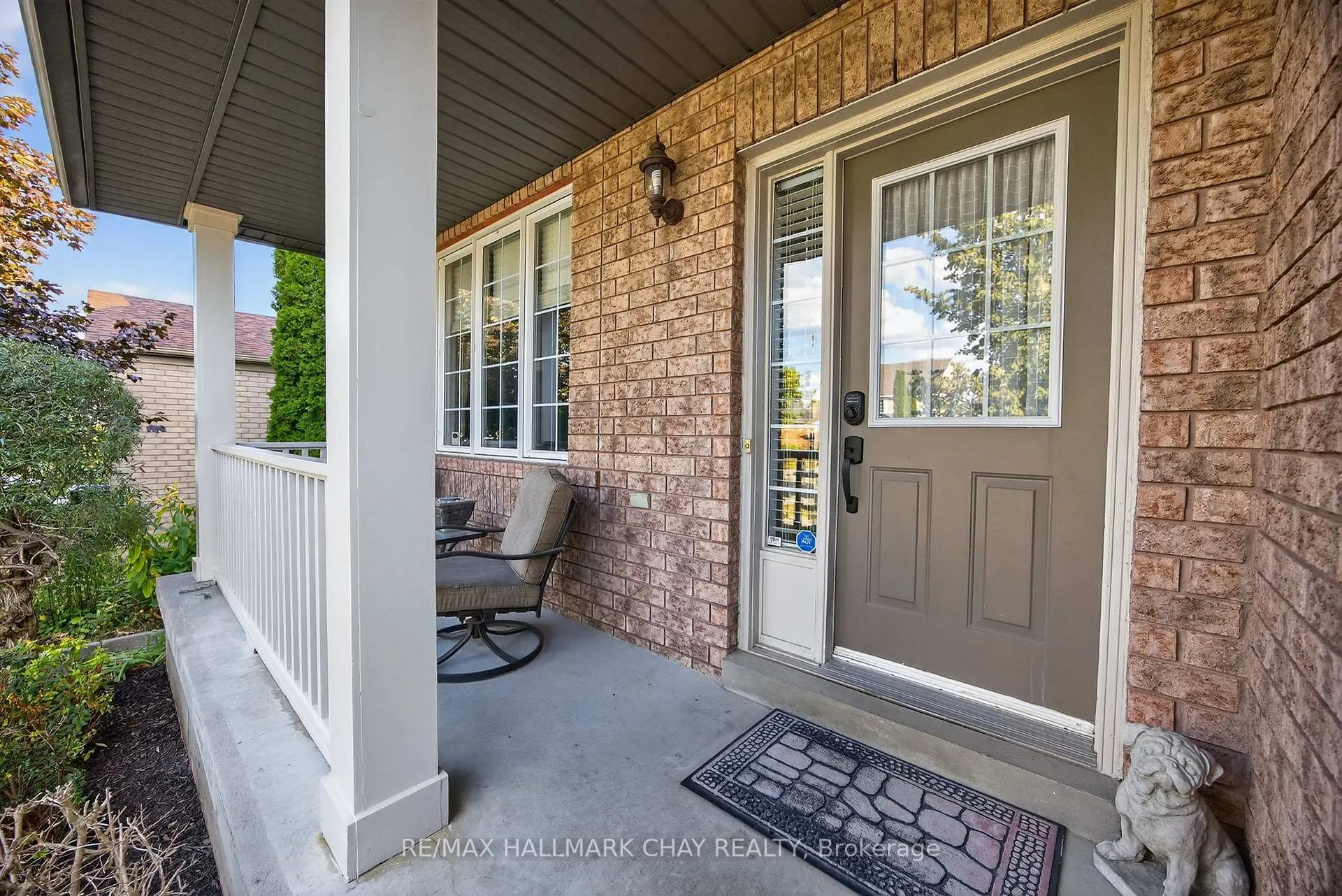 Photo 5 of 113 Tunbridge Road, Barrie, 400 East — HOMEH