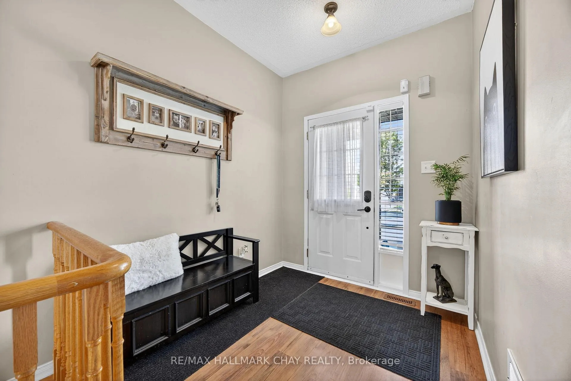 Photo 6 of 113 Tunbridge Road, Barrie, 400 East — HOMEH