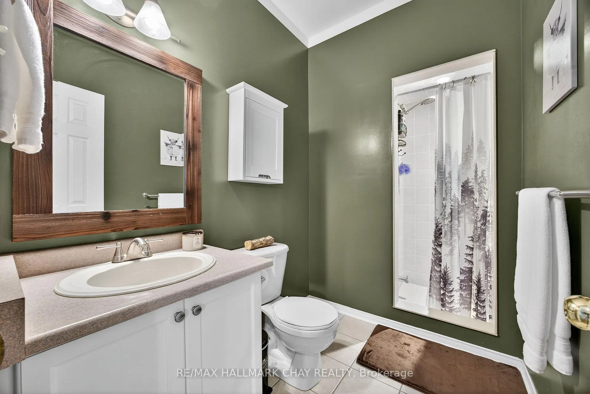 Photo 21 of 113 Tunbridge Road, Barrie, 400 East — HOMEH