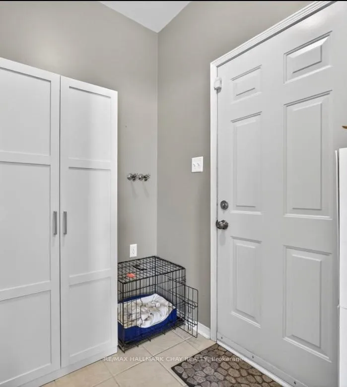 Photo 23 of 113 Tunbridge Road, Barrie, 400 East — HOMEH