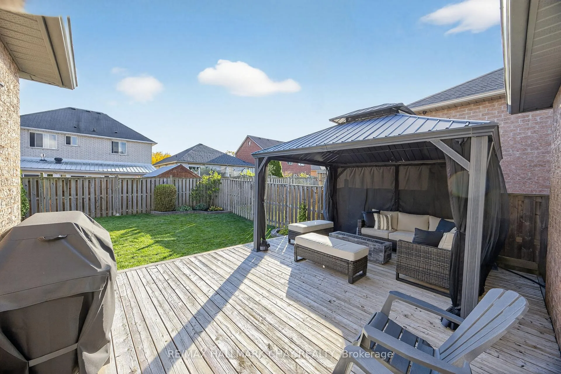 Photo 32 of 113 Tunbridge Road, Barrie, 400 East — HOMEH