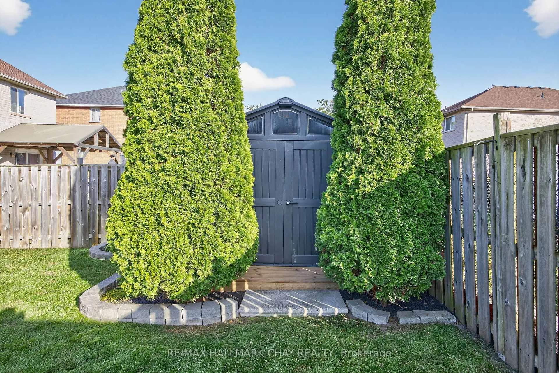 Photo 38 of 113 Tunbridge Road, Barrie, 400 East — HOMEH