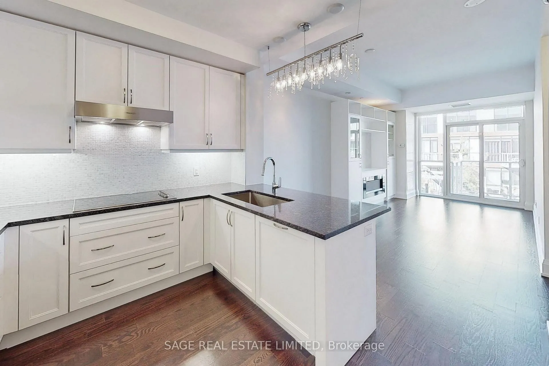 Photo 4 of Unit 313, 20 Fred Varley Drive, Markham, Unionville — HOMEH