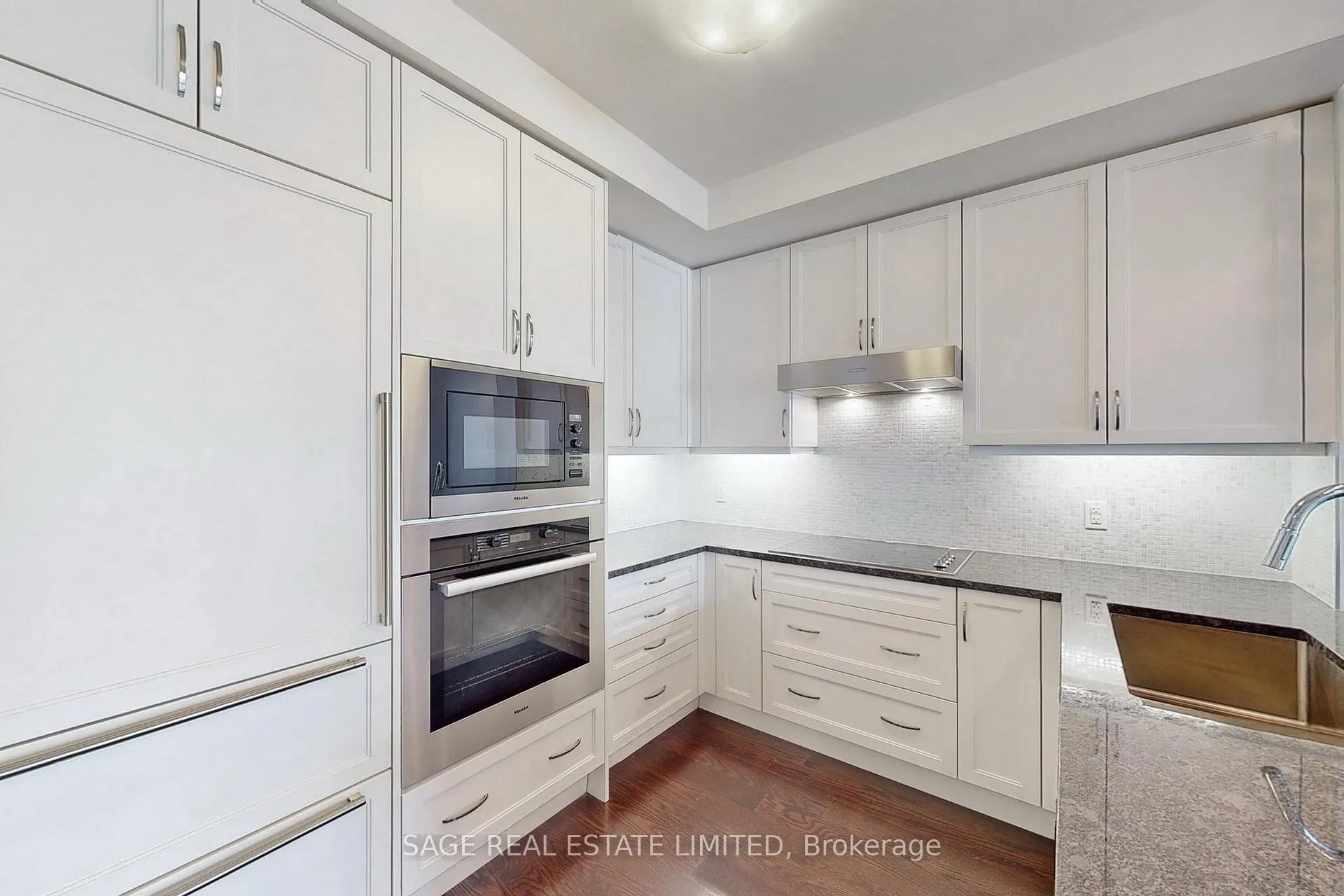 Photo 5 of Unit 313, 20 Fred Varley Drive, Markham, Unionville — HOMEH