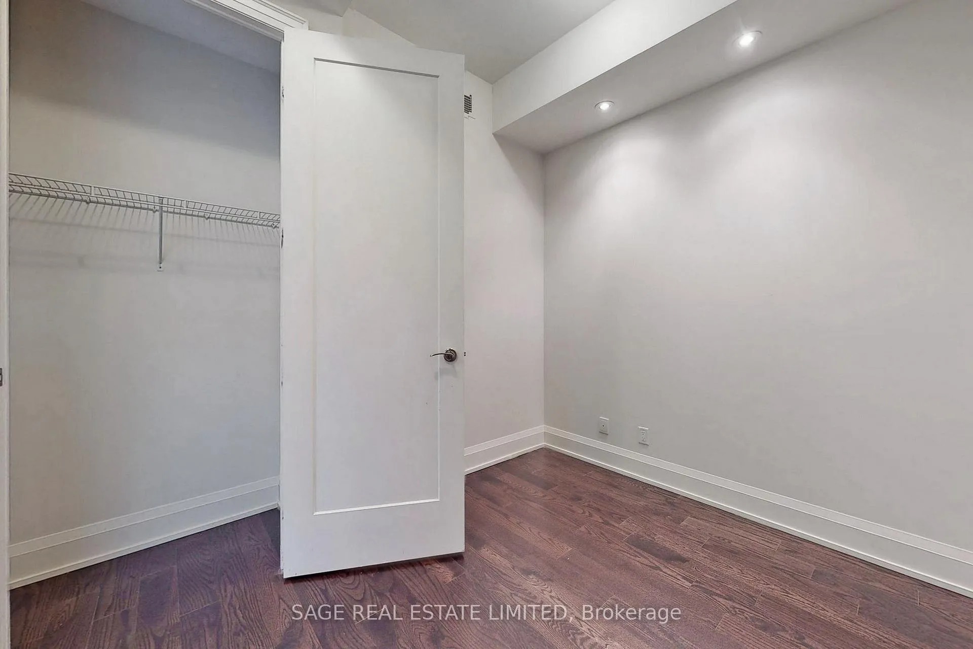 Photo 8 of Unit 313, 20 Fred Varley Drive, Markham, Unionville — HOMEH