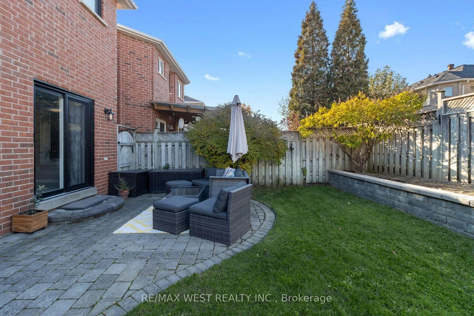 Photo 49 of 81 Purcell Crescent, Vaughan, Maple — HOMEH