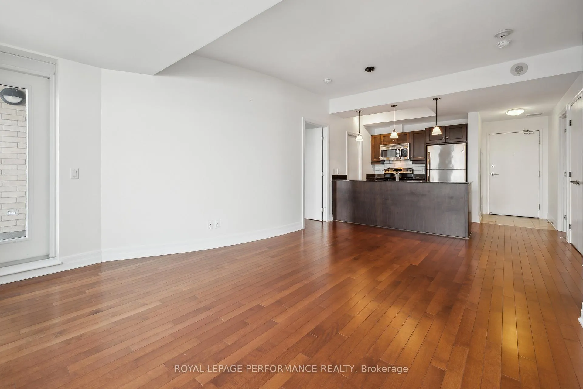 Photo 4 of Unit 703, 75 Cleary Avenue, Ottawa, Woodroffe — HOMEH