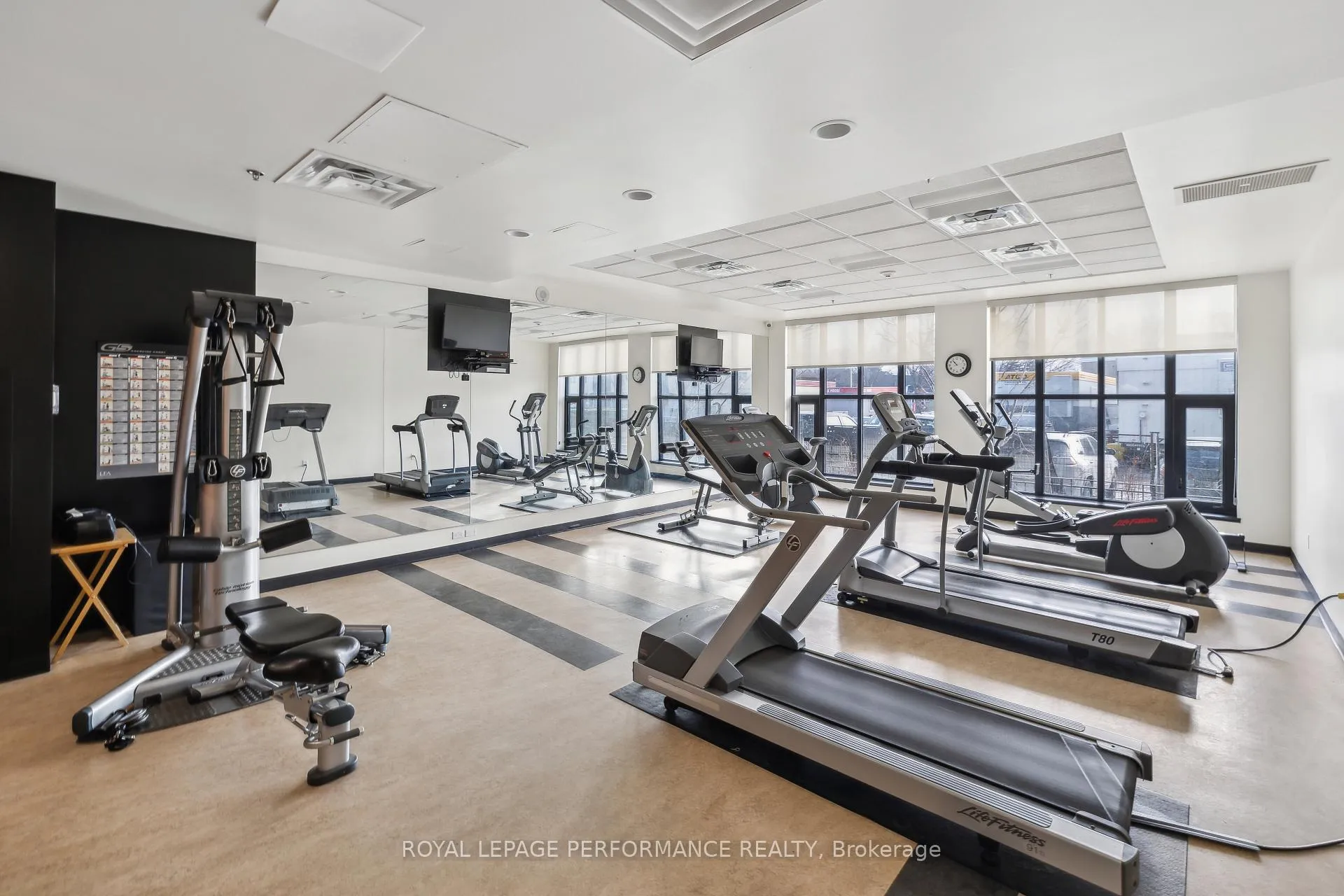 Photo 21 of Unit 703, 75 Cleary Avenue, Ottawa, Woodroffe — HOMEH