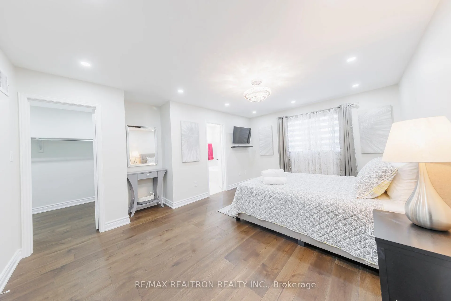 Photo 15 of 48 Briarcrest Drive, Markham, Berczy — HOMEH