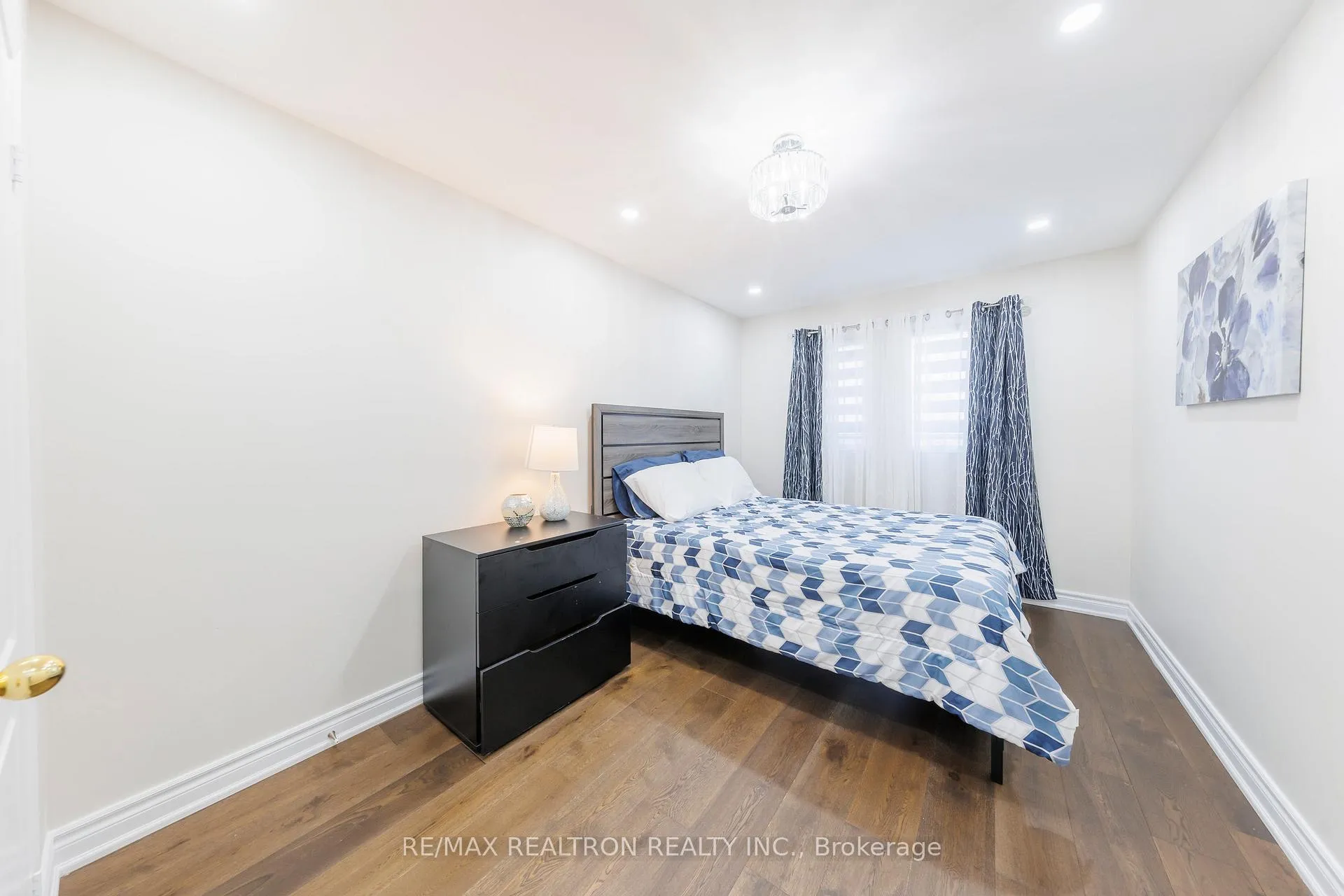 Photo 20 of 48 Briarcrest Drive, Markham, Berczy — HOMEH