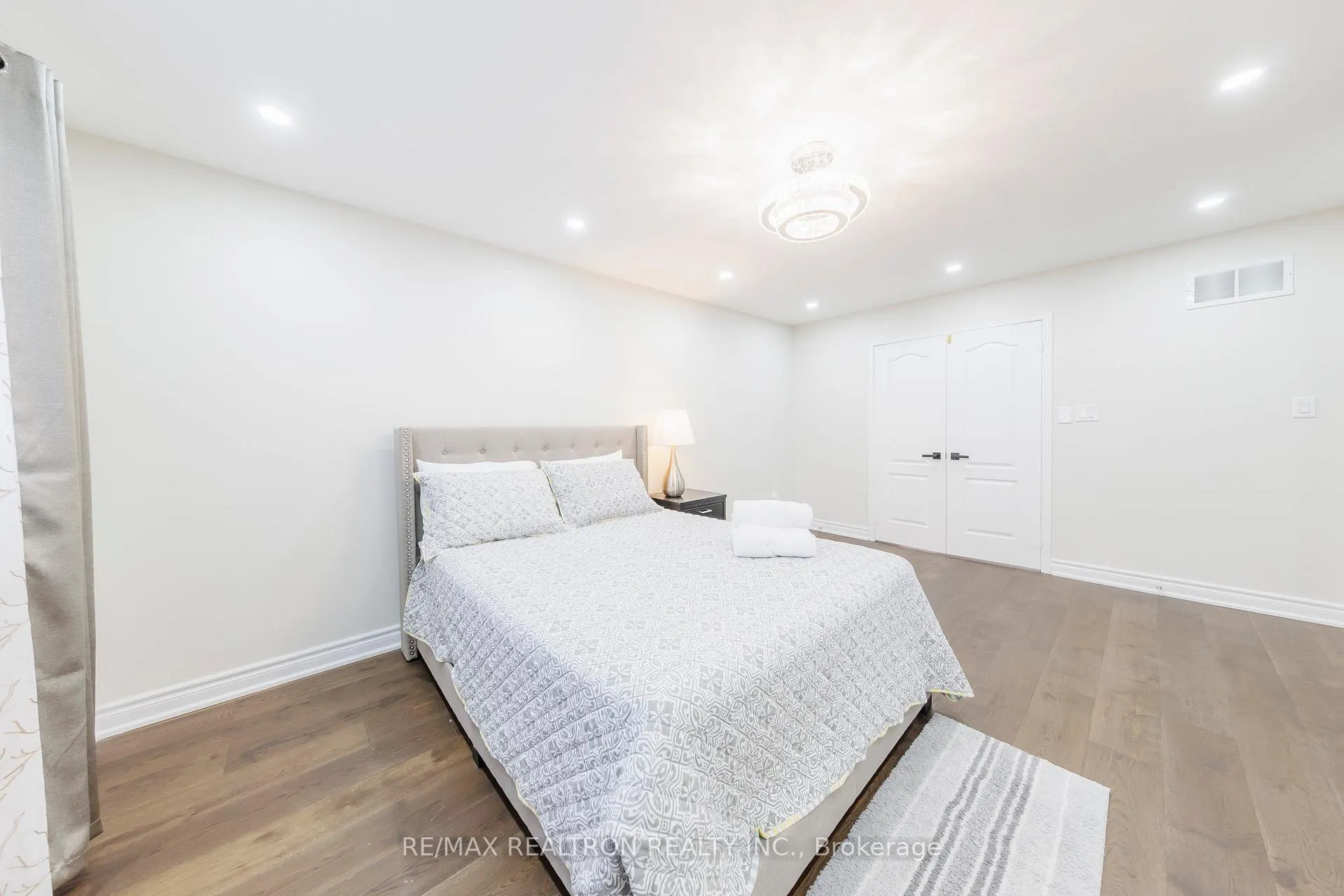 Photo 21 of 48 Briarcrest Drive, Markham, Berczy — HOMEH