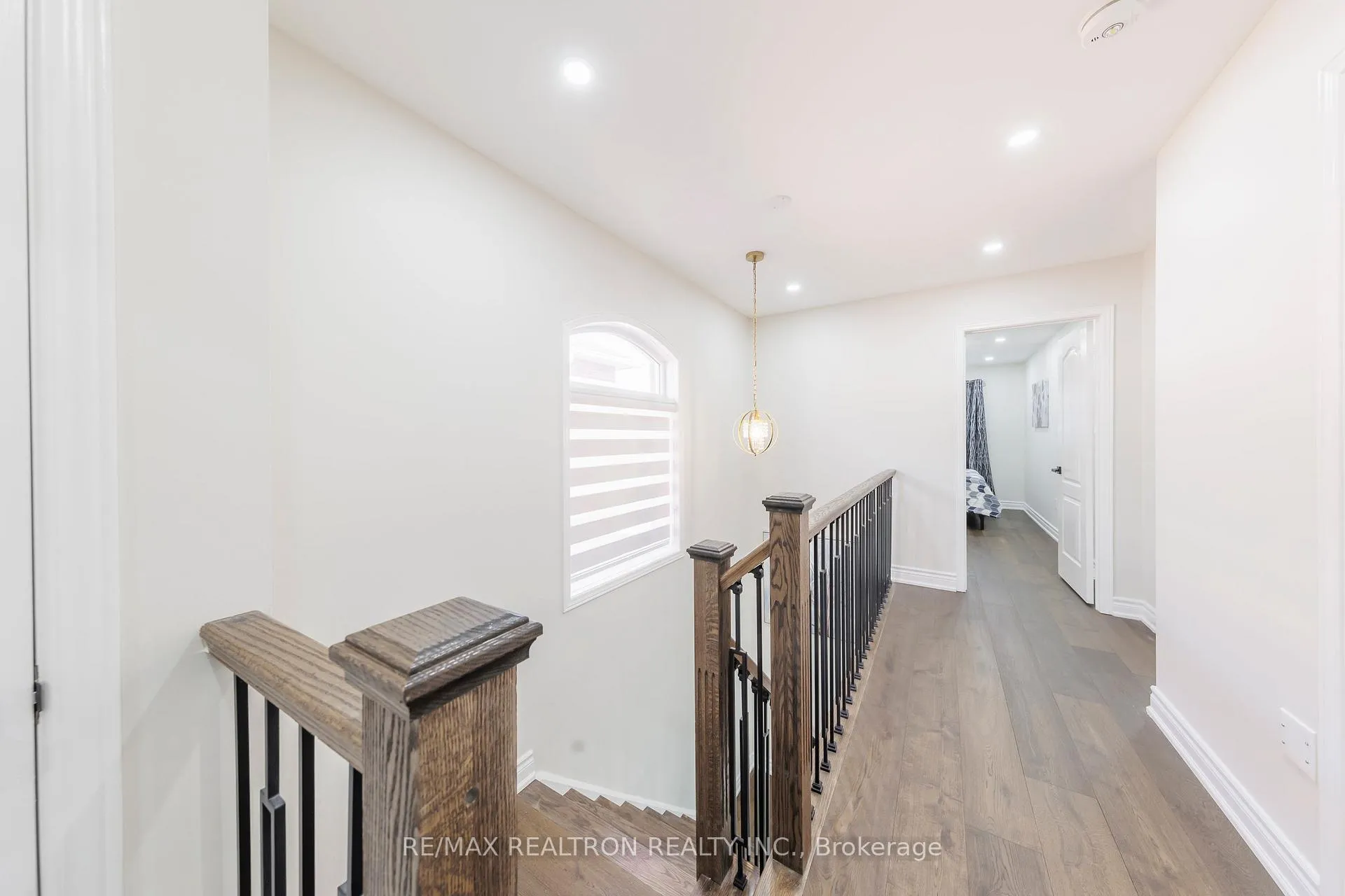 Photo 23 of 48 Briarcrest Drive, Markham, Berczy — HOMEH