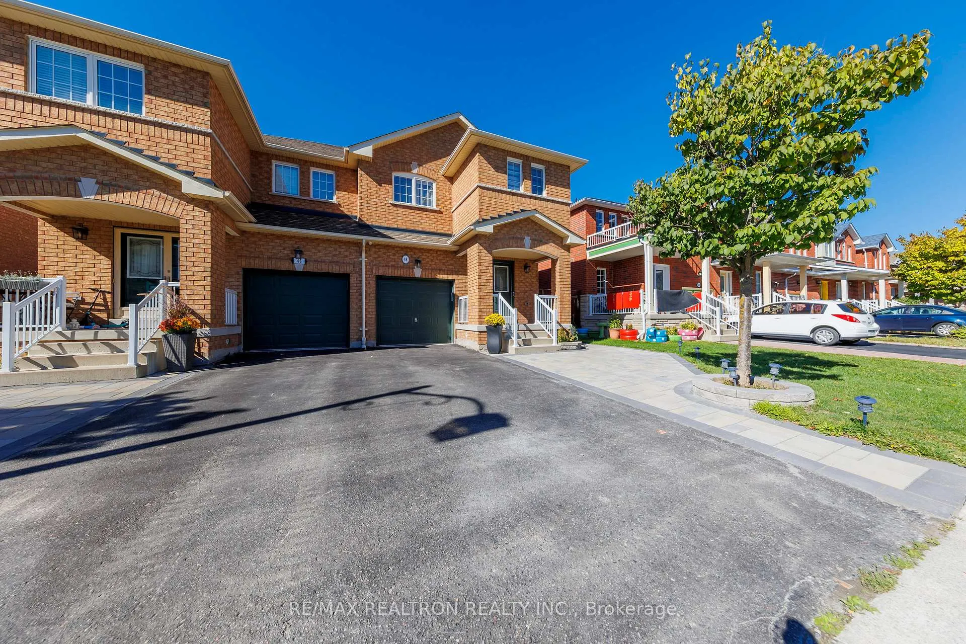 Photo 42 of 48 Briarcrest Drive, Markham, Berczy — HOMEH