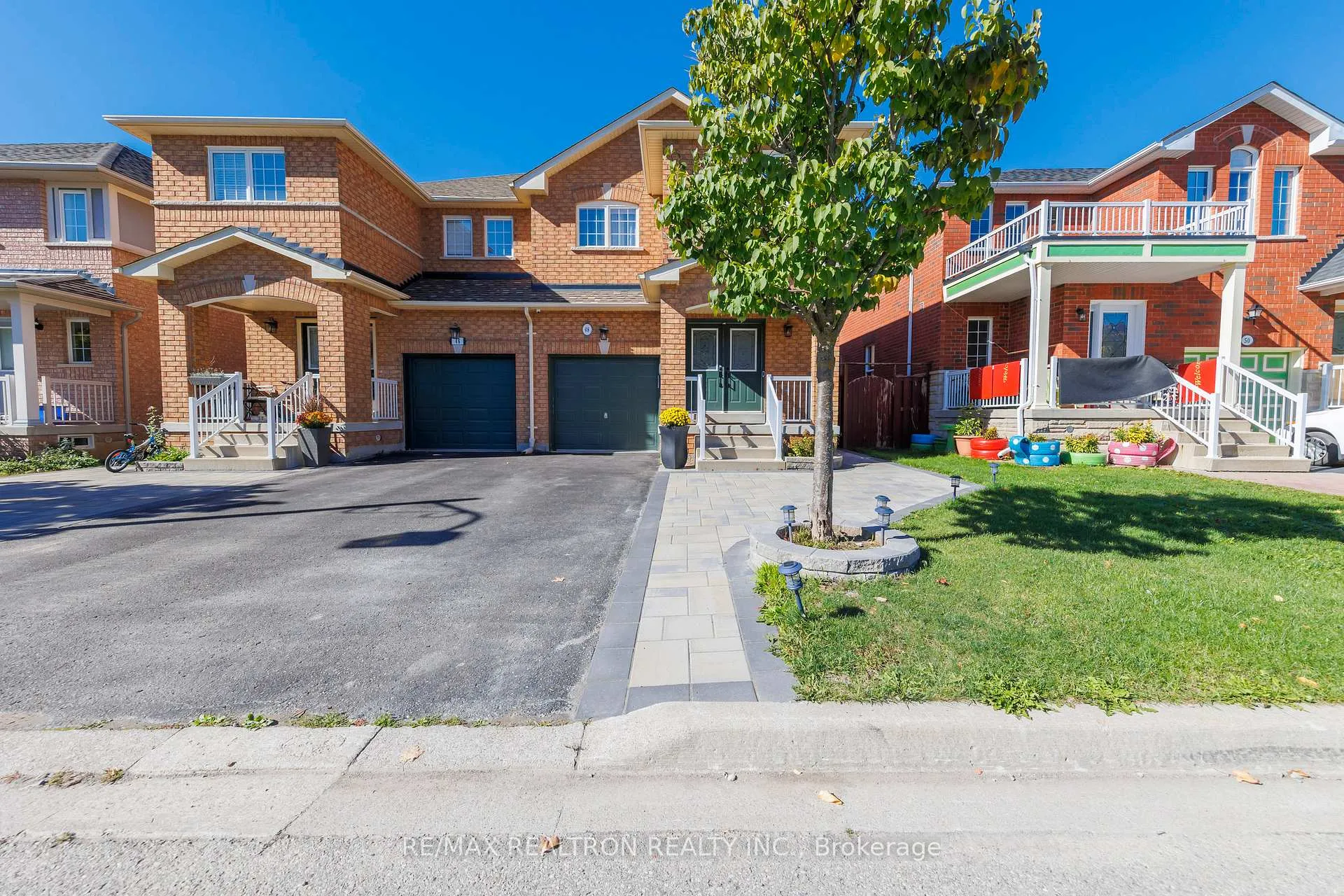 Photo 43 of 48 Briarcrest Drive, Markham, Berczy — HOMEH