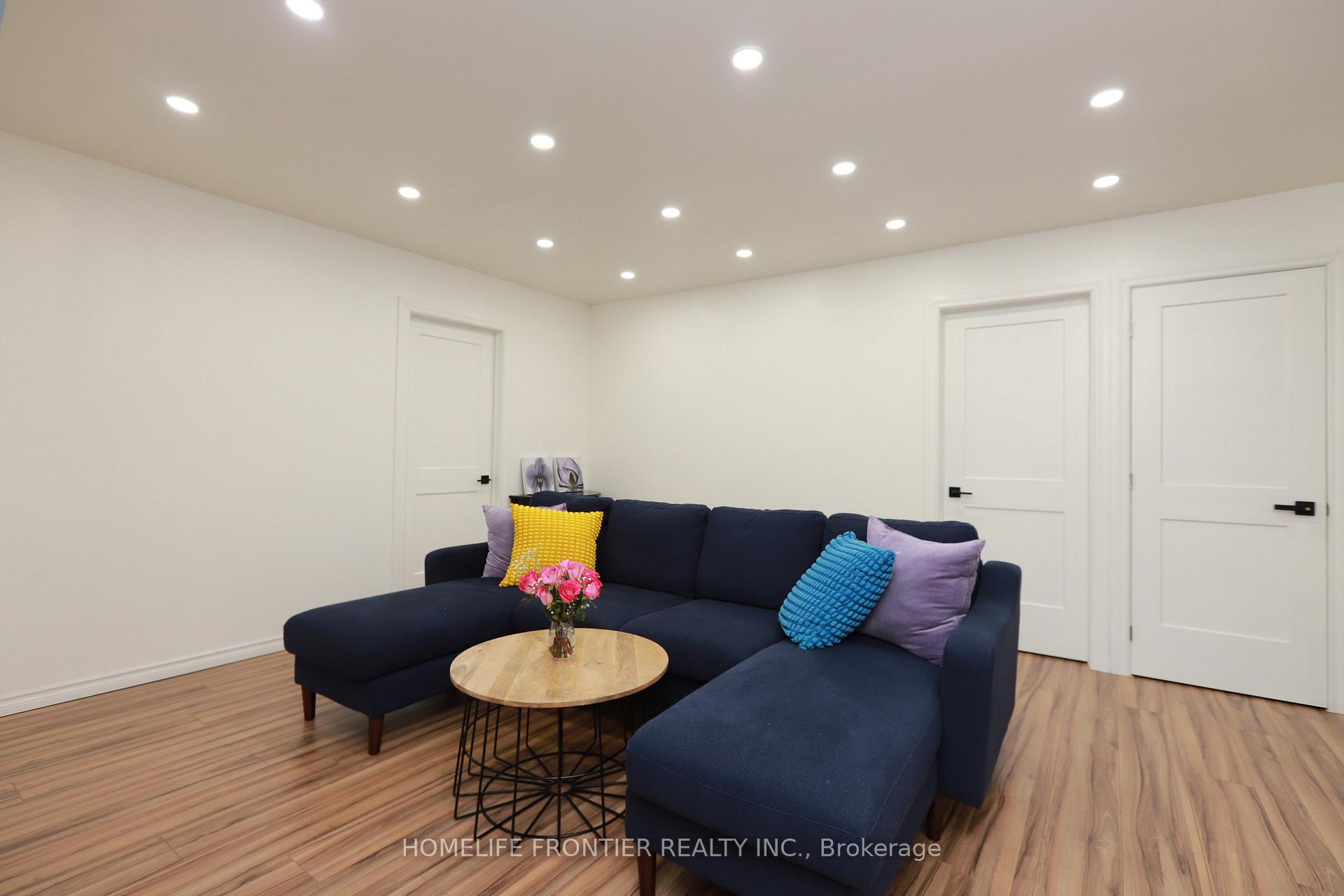 Photo 5 of 19 Betty Boulevard, Wasaga Beach — HOMEH