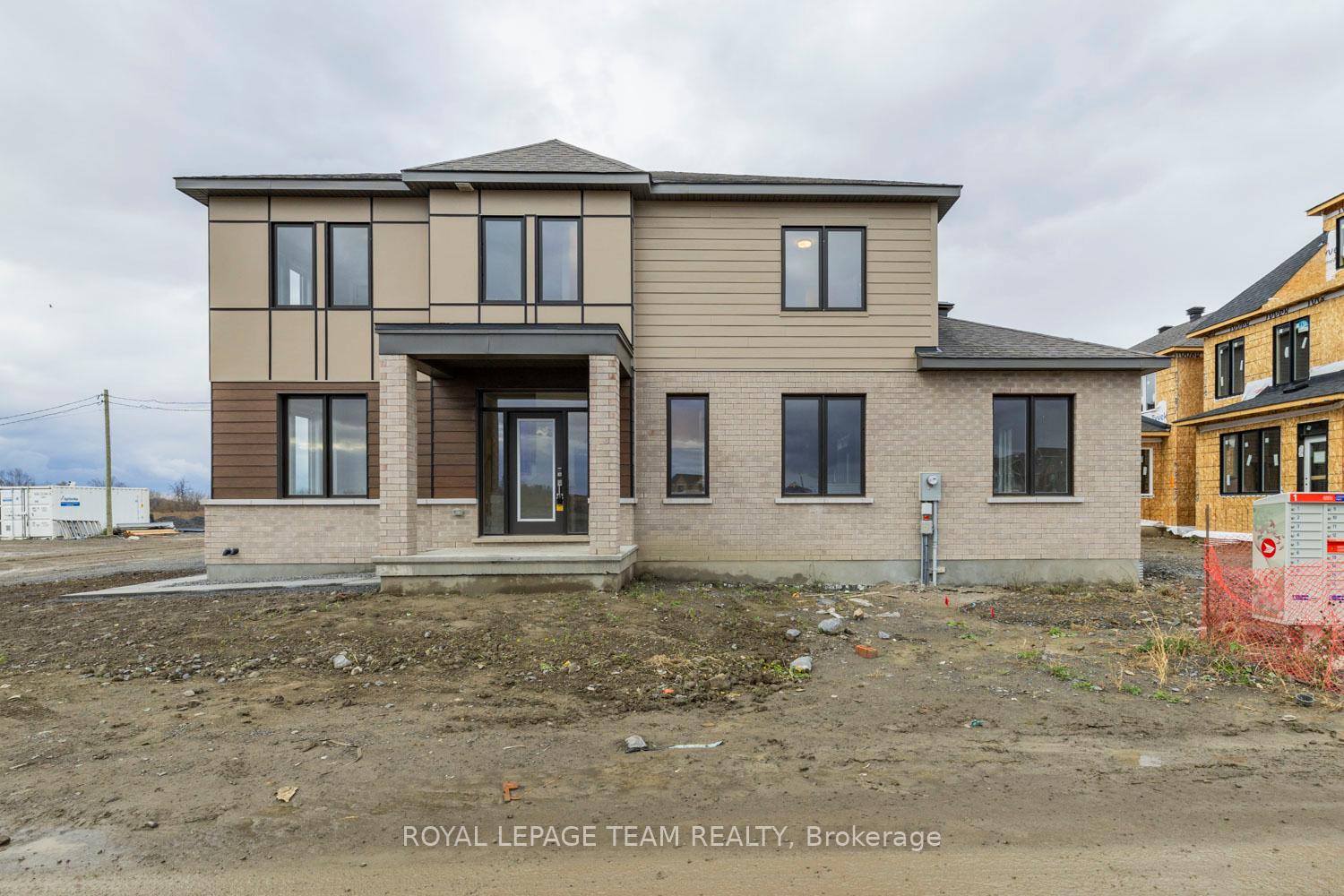 Photo 3 of 296 Sapling Grove, Ottawa, Barrhaven - Heritage Park — HOMEH