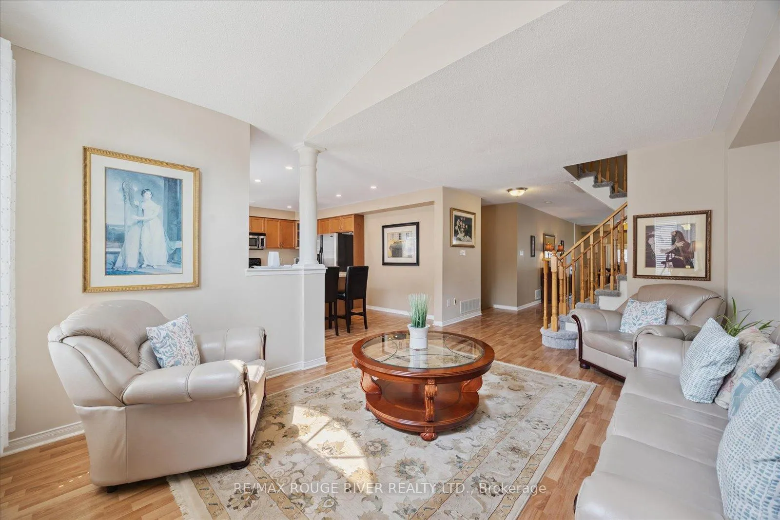 Photo 5 of 81 Vanguard Drive, Whitby, Brooklin — HOMEH