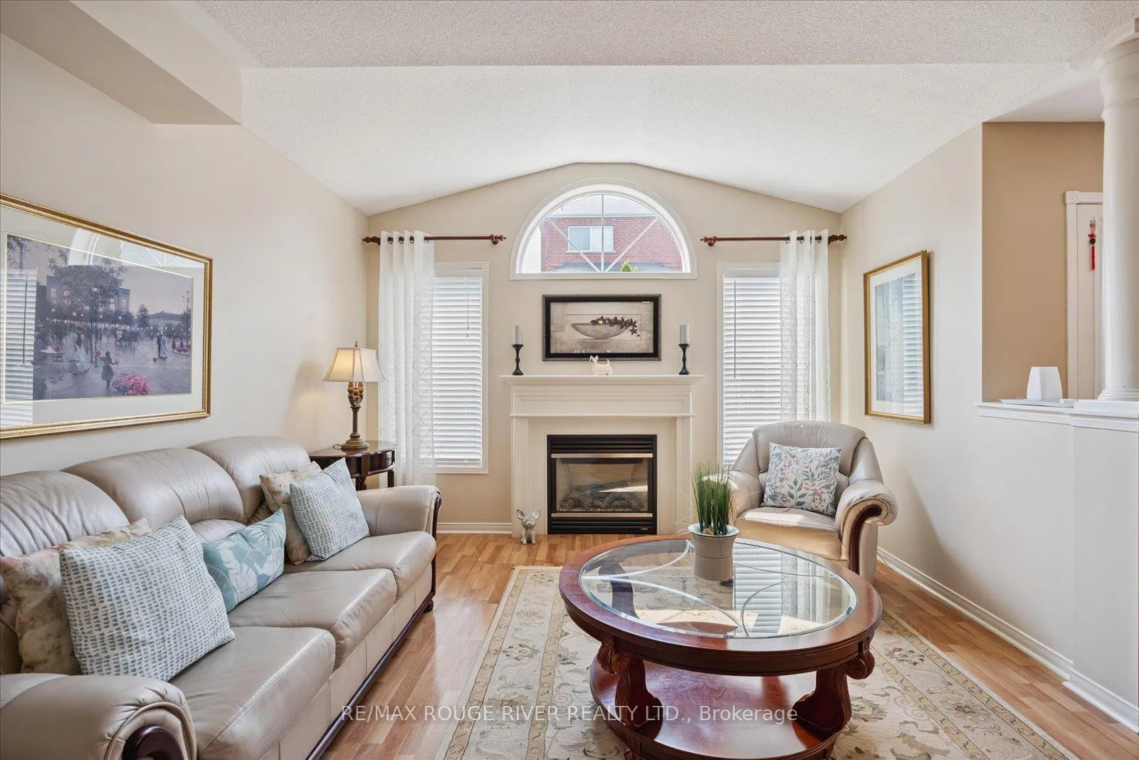 Photo 6 of 81 Vanguard Drive, Whitby, Brooklin — HOMEH