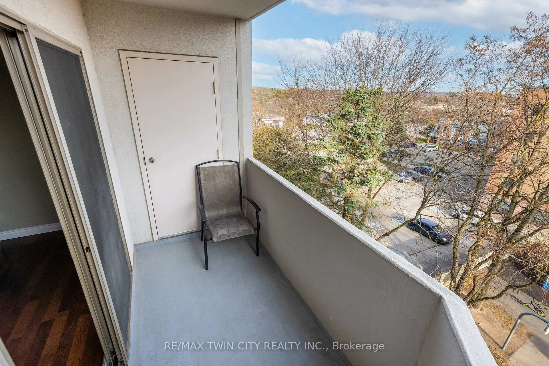 Photo 16 of Unit 508, 3267 King St. Street E, Kitchener — HOMEH